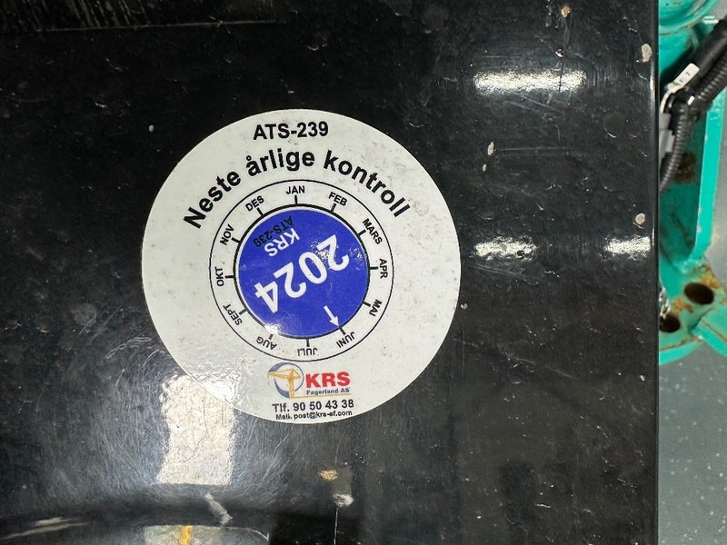 Maeda MC 285 C WME-3 - Mini grue: photos 5 Maeda MC 285 C WME-3 - Mini grue: photos 5