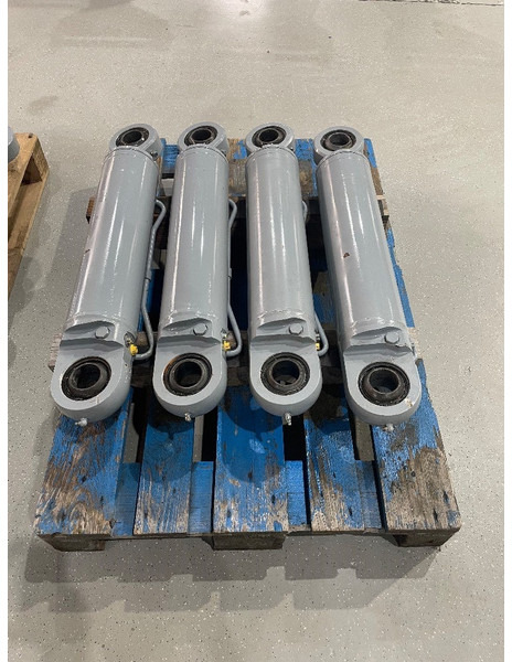 Menzi Muck Cilinders - Hydraulique pour Machine agricole: photos 4 Menzi Muck Cilinders - Hydraulique pour Machine agricole: photos 4