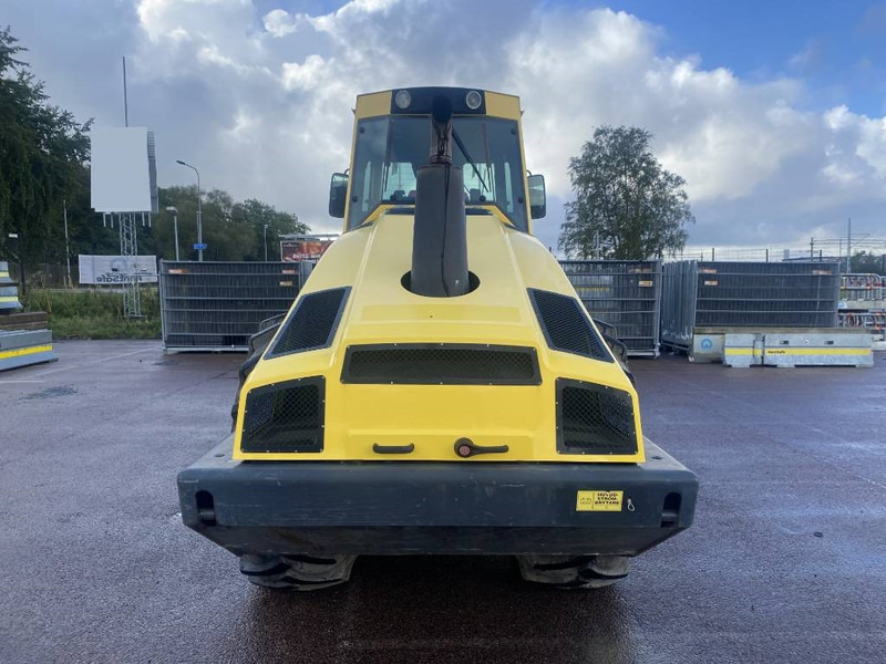Bomag BW 213 P D H-4 - Compacteur: photos 5 Bomag BW 213 P D H-4 - Compacteur: photos 5