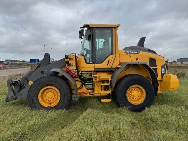 Volvo L 70 H - Chargeuse sur pneus: photos 2 Volvo L 70 H - Chargeuse sur pneus: photos 2