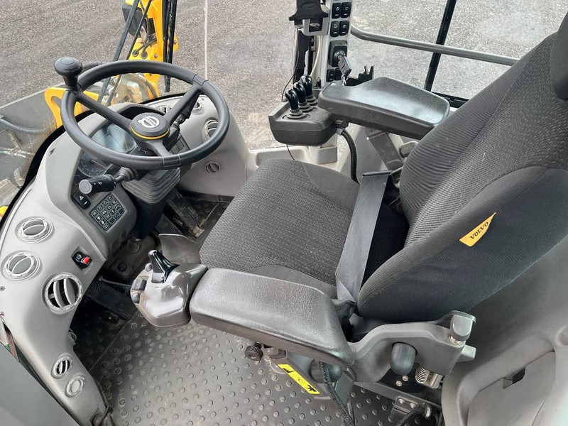 Volvo L60H Lång bom, Hjullastare - Chargeuse sur pneus: photos 5 Volvo L60H Lång bom, Hjullastare - Chargeuse sur pneus: photos 5