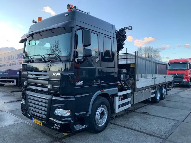 DAF XF 105 FAN XF105 420 HIAB 288 EP-5 HIDuo Radio control - Camion grue: photos 1 DAF XF 105 FAN XF105 420 HIAB 288 EP-5 HIDuo Radio control - Camion grue: photos 1