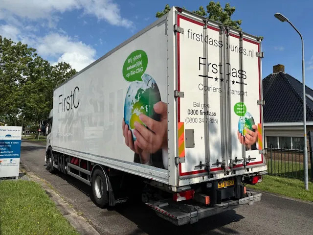 Scania P280 Closed box taillift 2000 kg Fuel CNG ADR 2 units in stock en crédit-bail Scania P280 Closed box taillift 2000 kg Fuel CNG ADR 2 units in stock: photos 6