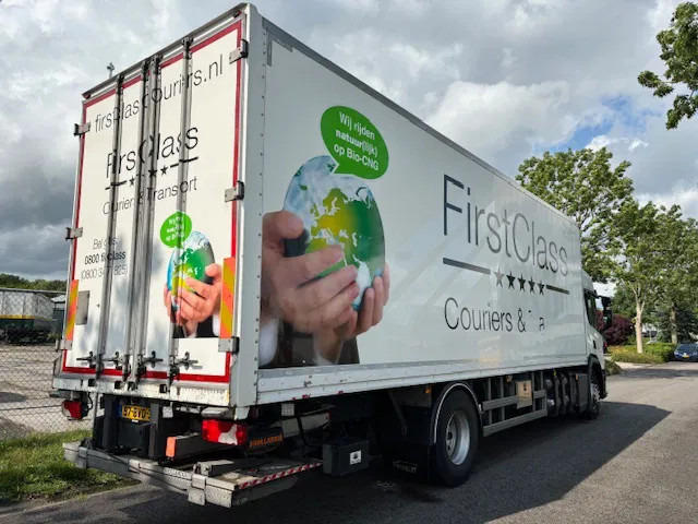 Scania P280 Closed box taillift 2000 kg Fuel CNG ADR 2 units in stock - Camion fourgon: photos 4 Scania P280 Closed box taillift 2000 kg Fuel CNG ADR 2 units in stock - Camion fourgon: photos 4