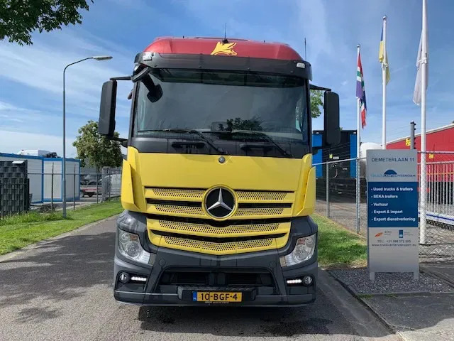 Mercedes-Benz Actros 1840 Euro 6 streamspace APK 18-12-2025 - Tracteur routier: photos 2 Mercedes-Benz Actros 1840 Euro 6 streamspace APK 18-12-2025 - Tracteur routier: photos 2