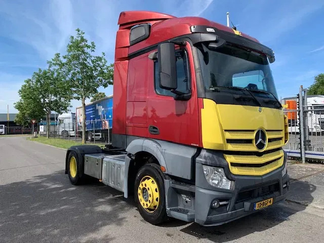 Mercedes-Benz Actros 1840 Euro 6 streamspace - Tracteur routier: photos 3 Mercedes-Benz Actros 1840 Euro 6 streamspace - Tracteur routier: photos 3