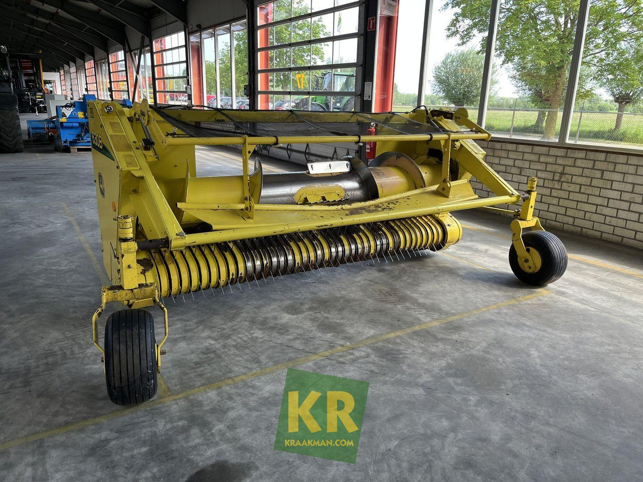 630B John Deere - Accessoire aux ensileuses: photos 1 630B John Deere - Accessoire aux ensileuses: photos 1