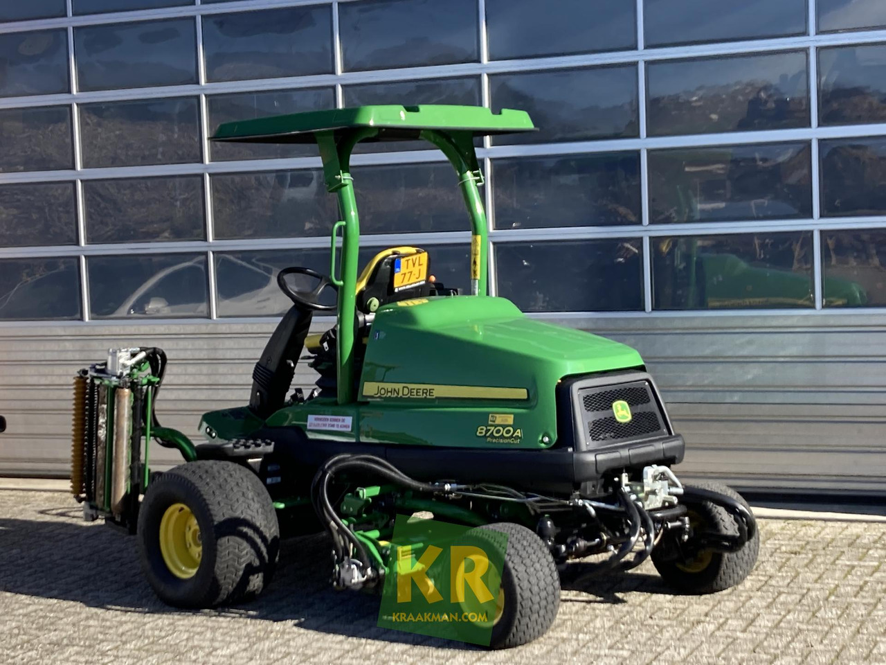 8700A PRECISIONCUT John Deere - Motofaucheuse: photos 2 8700A PRECISIONCUT John Deere - Motofaucheuse: photos 2