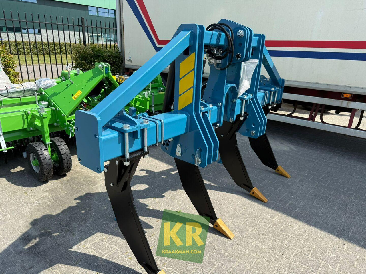 Imants Culter 3.0 - Décompacteur: photos 1 Imants Culter 3.0 - Décompacteur: photos 1