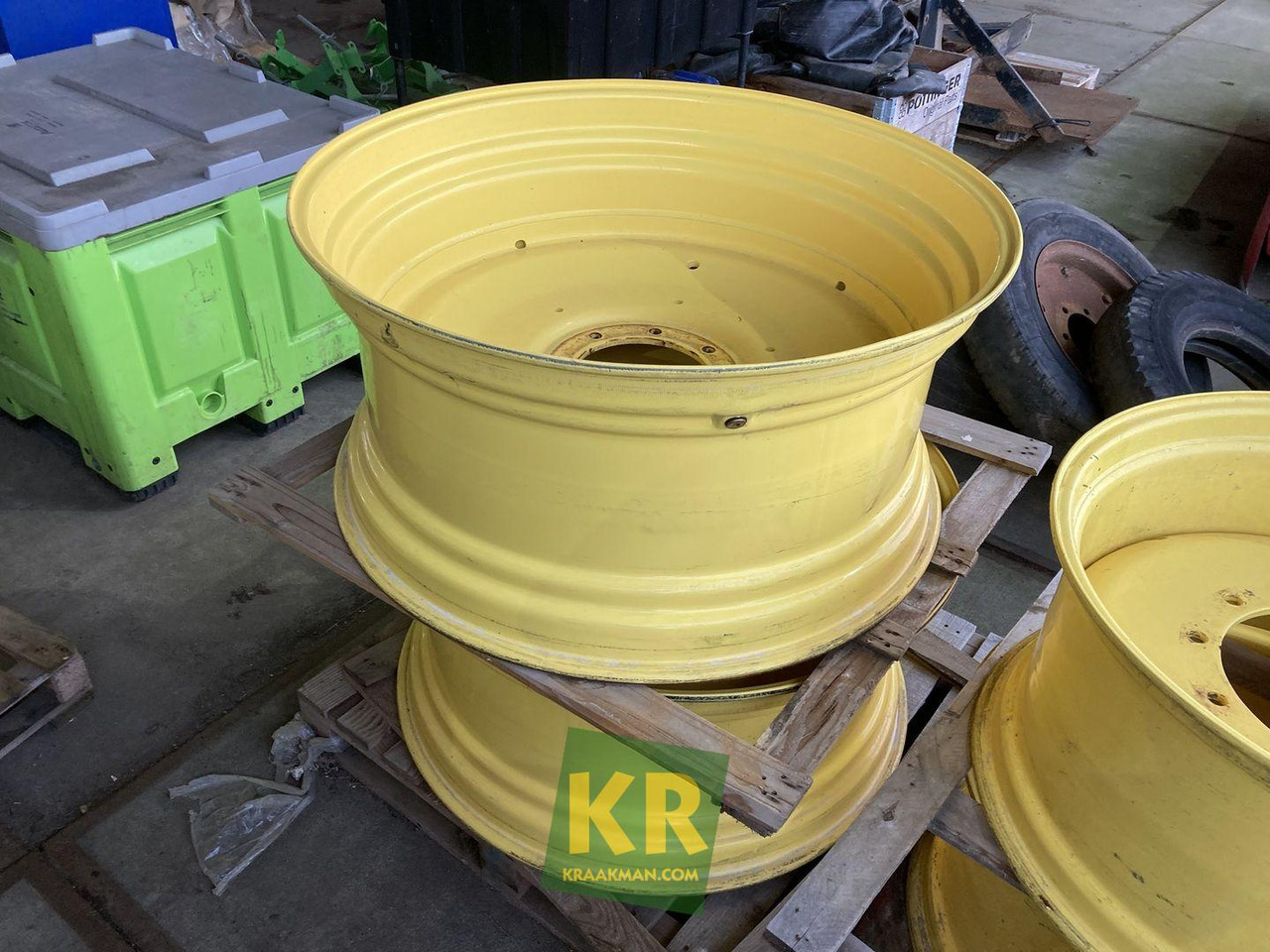 John Deere 18 X 38 velg - Roue complète pour Machine agricole: photos 1 John Deere 18 X 38 velg - Roue complète pour Machine agricole: photos 1