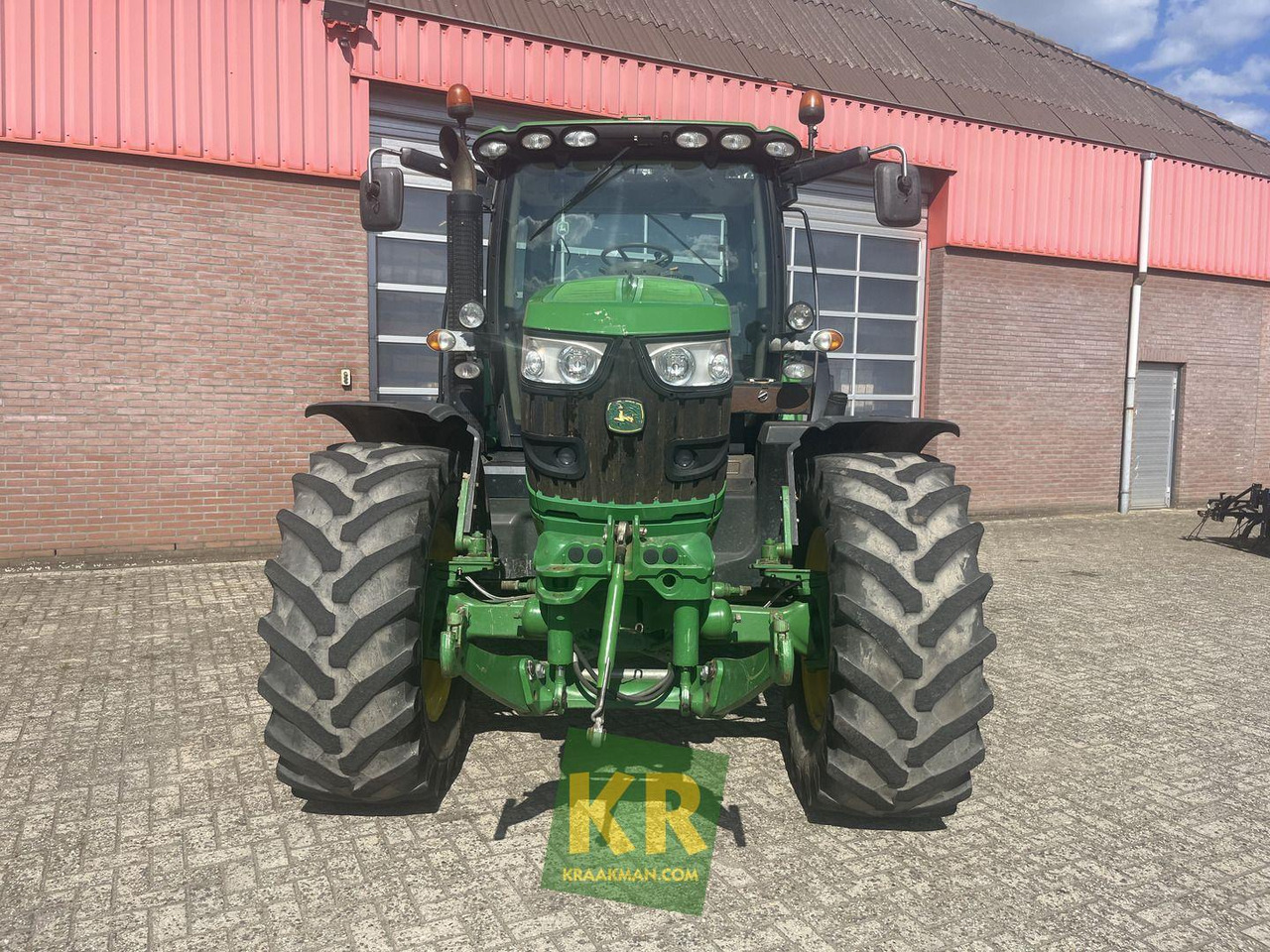 John Deere 6150R - Tracteur agricole: photos 4 John Deere 6150R - Tracteur agricole: photos 4