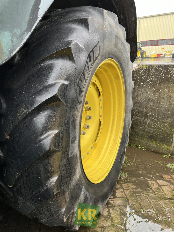 John Deere 6215R - Tracteur agricole: photos 5 John Deere 6215R - Tracteur agricole: photos 5