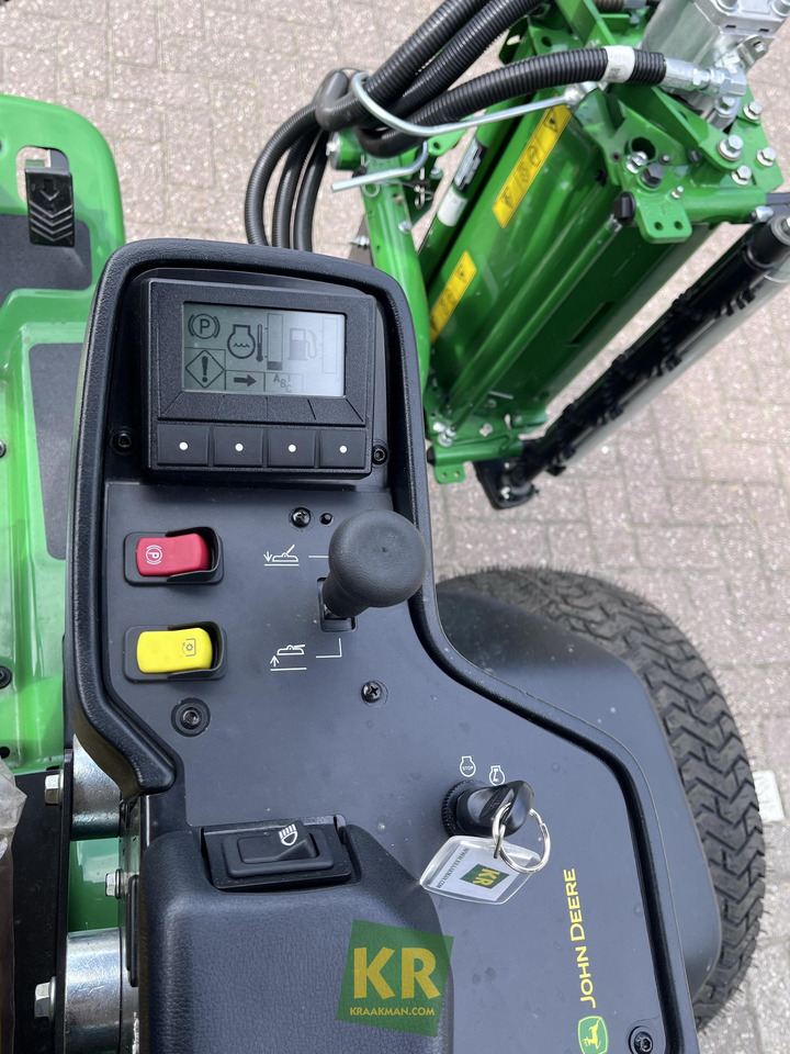 John Deere 8700A - Motofaucheuse: photos 2 John Deere 8700A - Motofaucheuse: photos 2