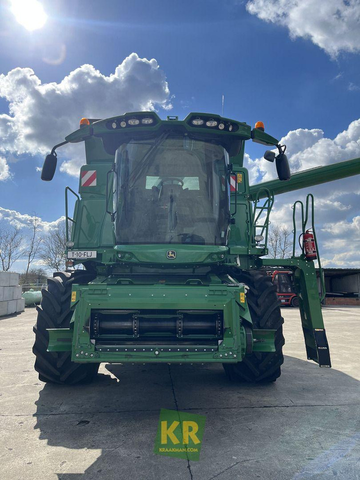 John Deere T660 - Moissonneuse-batteuse: photos 2 John Deere T660 - Moissonneuse-batteuse: photos 2