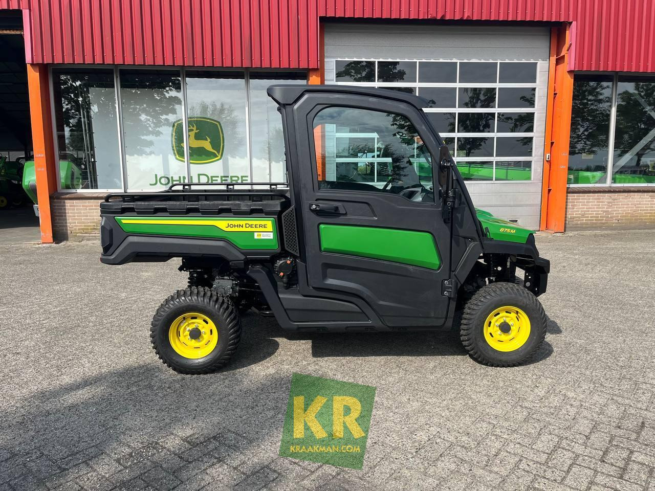 John Deere XUV 875M - Quadricycle: photos 1 John Deere XUV 875M - Quadricycle: photos 1