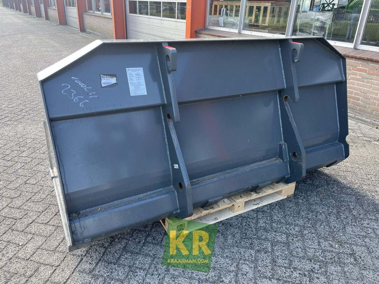 Kramer 2400 HVF GRONDBAK - Godet pour chargeur pour Engins de chantier: photos 2 Kramer 2400 HVF GRONDBAK - Godet pour chargeur pour Engins de chantier: photos 2