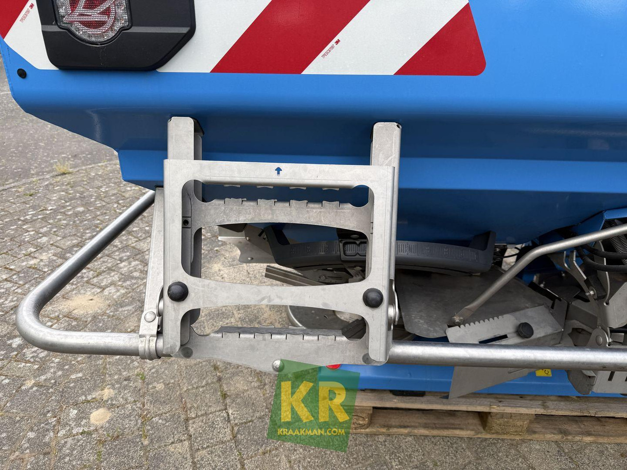 Lemken Polaris 14 - Distributeur d'engrais: photos 4 Lemken Polaris 14 - Distributeur d'engrais: photos 4