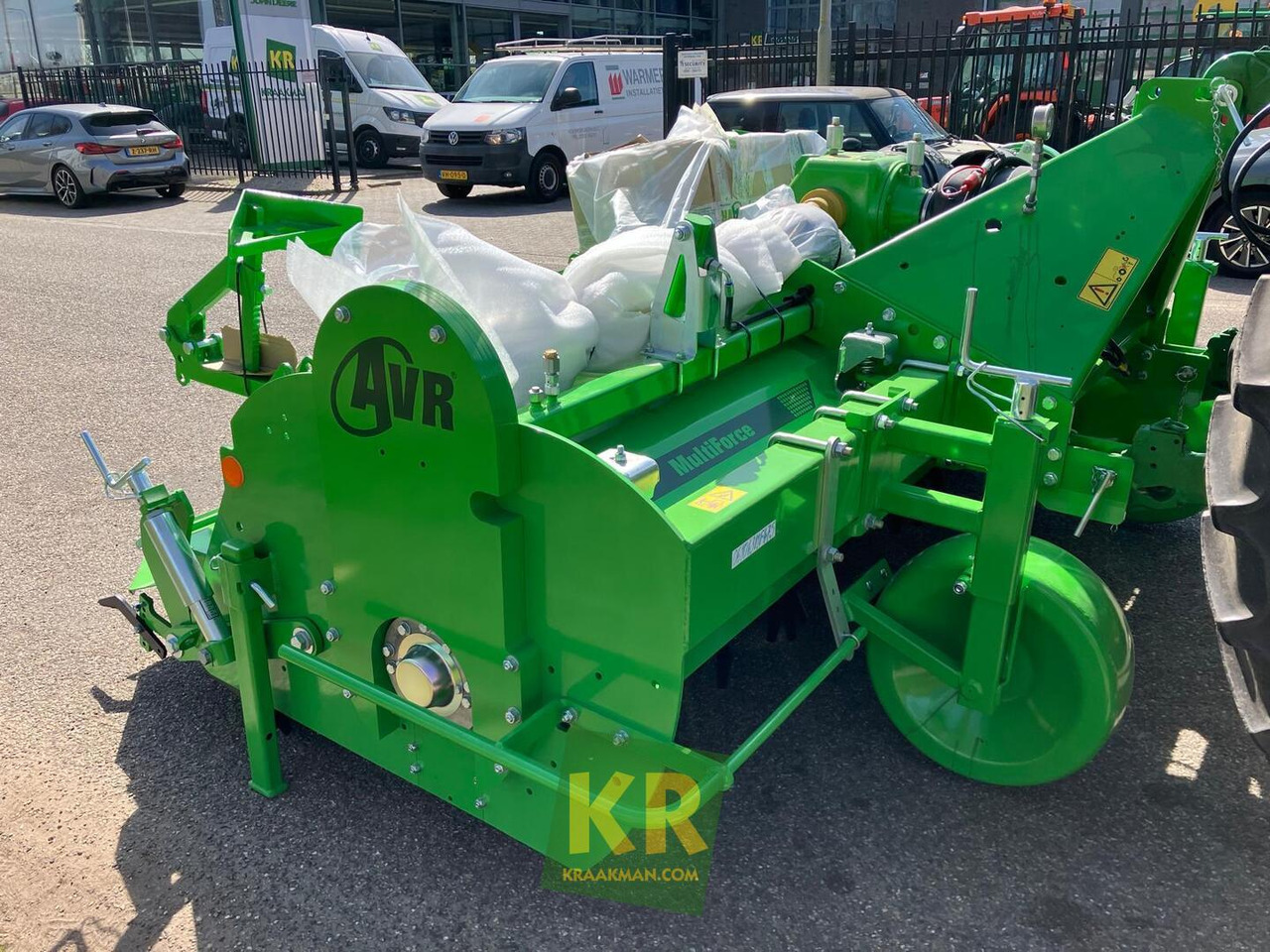 MultiForce AVR - Bineuse: photos 3 MultiForce AVR - Bineuse: photos 3