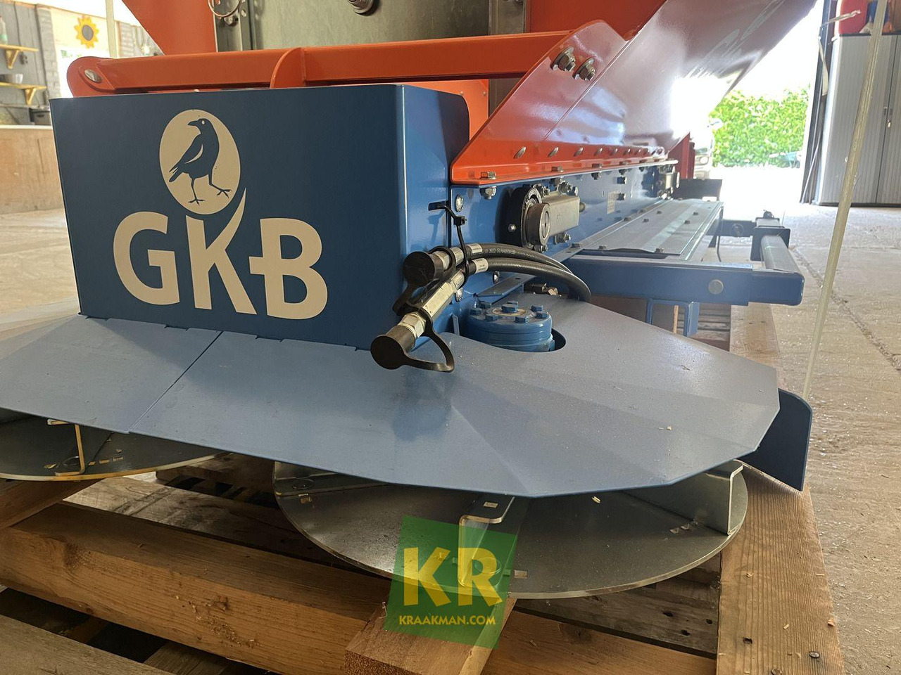 Sandspreader GKB - Epandeur de sable: photos 4 Sandspreader GKB - Epandeur de sable: photos 4
