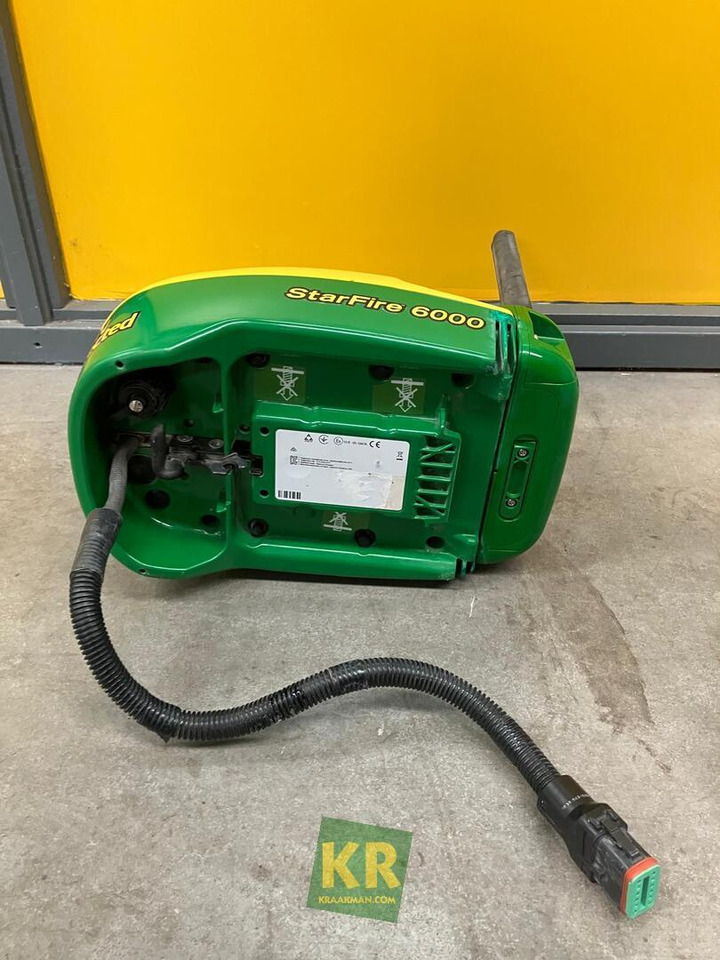 Starfire 6000 ontvanger John Deere - Système de navigation pour Machine agricole: photos 4 Starfire 6000 ontvanger John Deere - Système de navigation pour Machine agricole: photos 4