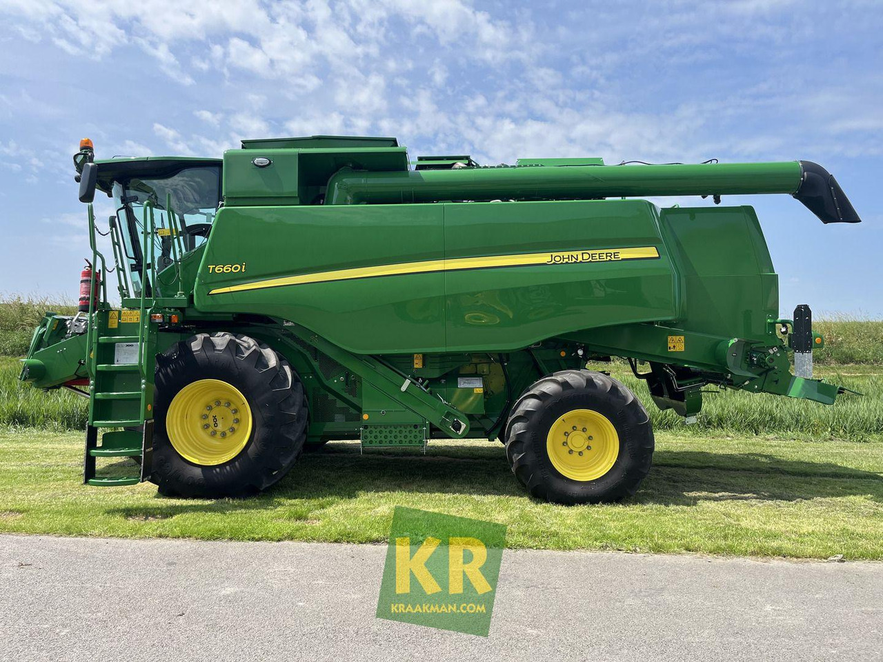 T660 John Deere - Moissonneuse-batteuse: photos 2 T660 John Deere - Moissonneuse-batteuse: photos 2