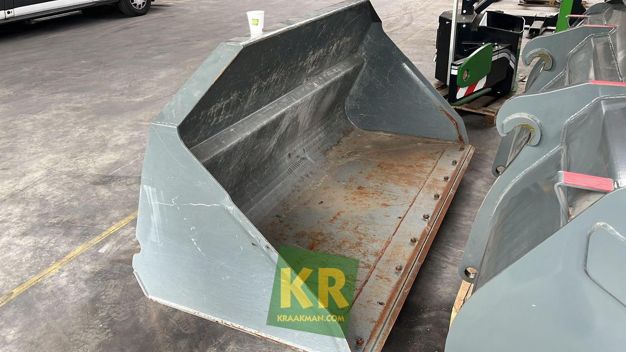 Voorzetstukken Kramer - Godet pour chargeur: photos 2 Voorzetstukken Kramer - Godet pour chargeur: photos 2