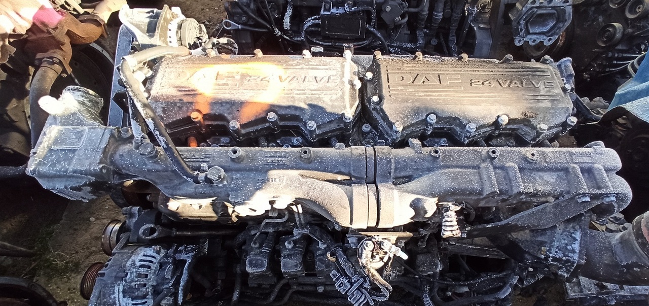 DAF 2 x CF 75 310 PE228 C - Moteur et pièces pour Camion: photos 1 DAF 2 x CF 75 310 PE228 C - Moteur et pièces pour Camion: photos 1