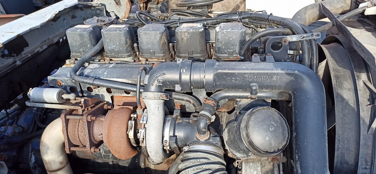 MAN F2000 D2865 18.343 19.343 26.343 33.343 41.343 - Moteur et pièces pour Camion: photos 1 MAN F2000 D2865 18.343 19.343 26.343 33.343 41.343 - Moteur et pièces pour Camion: photos 1