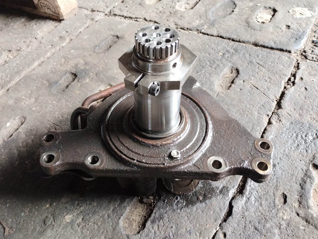 MAN ZWROTNICA KOŁA HYDRODRIVE MAN TGS TGX 81360256005 81360256006 - Essieu et pièces: photos 1 MAN ZWROTNICA KOŁA HYDRODRIVE MAN TGS TGX 81360256005 81360256006 - Essieu et pièces: photos 1