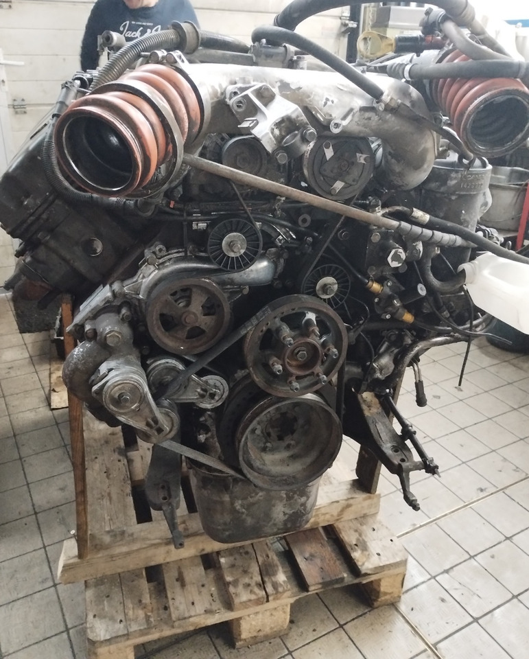 SCANIA ENGINE DC1602 V8 580 HP - Moteur et pièces: photos 4 SCANIA ENGINE DC1602 V8 580 HP - Moteur et pièces: photos 4