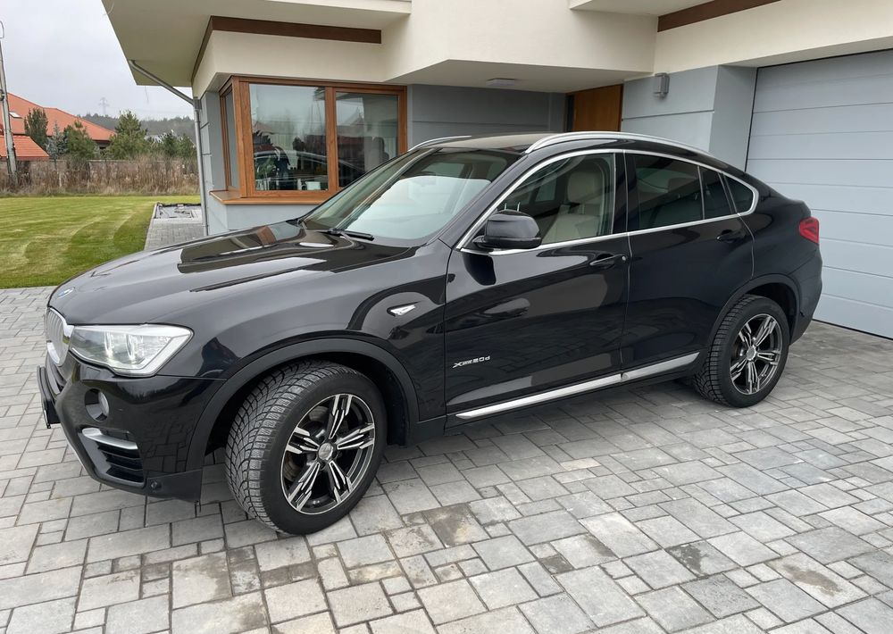 BMW X4 xDrive20d - Voiture: photos 1 BMW X4 xDrive20d - Voiture: photos 1