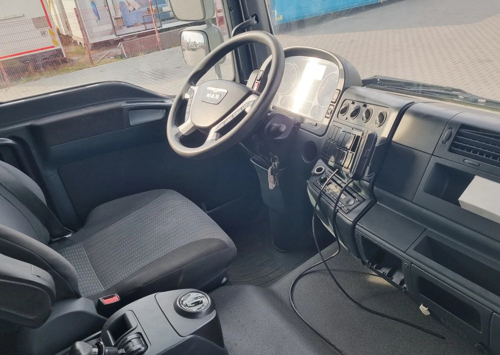 MAN TGM 18 340 - Benne à ordures ménagères: photos 5 MAN TGM 18 340 - Benne à ordures ménagères: photos 5