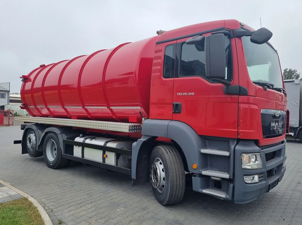 MAN TGS 26 320 - Benne à ordures ménagères: photos 2 MAN TGS 26 320 - Benne à ordures ménagères: photos 2
