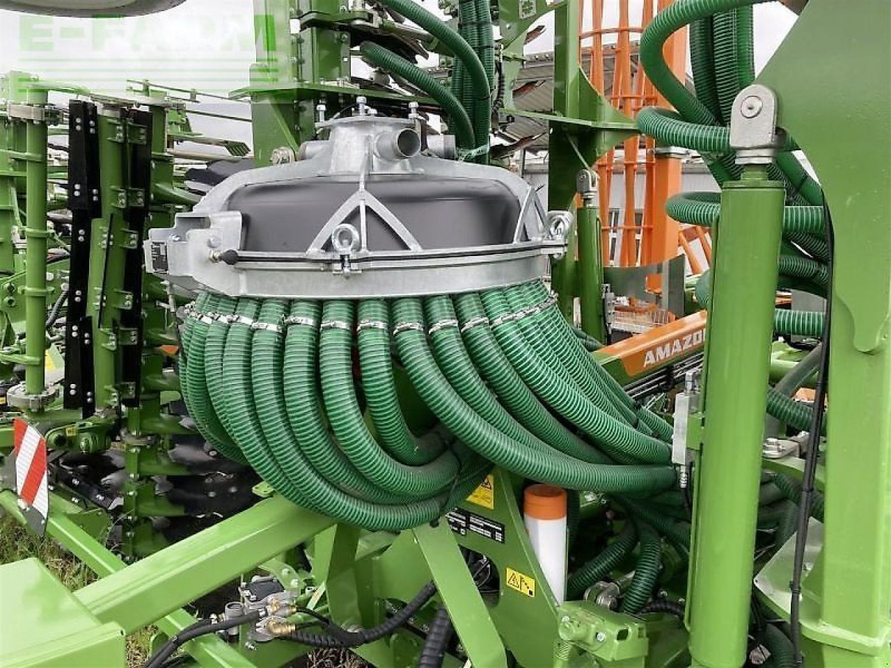 Amazone catros+ 9003-2tx pro - Cover crop: photos 5 Amazone catros+ 9003-2tx pro - Cover crop: photos 5