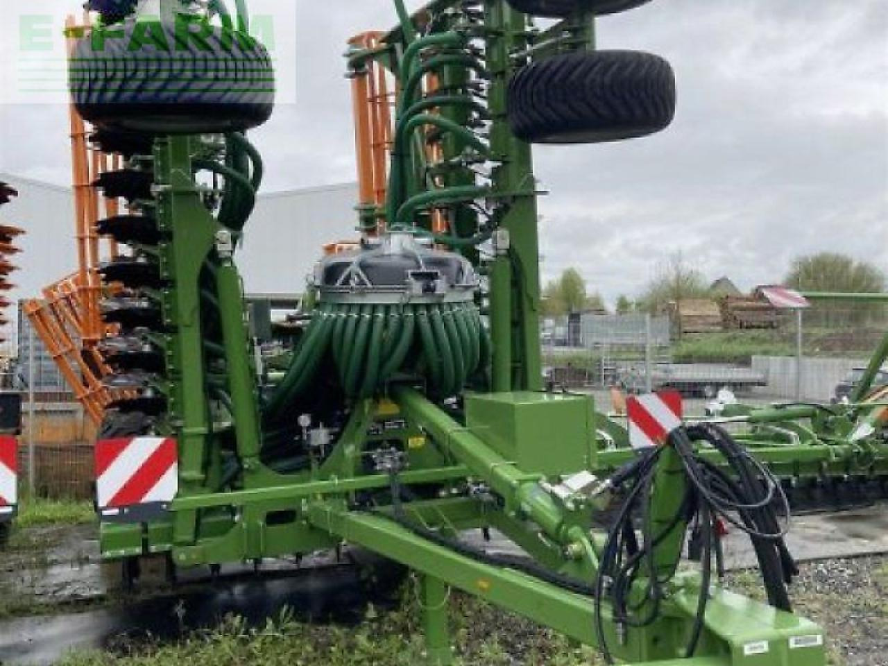 Amazone catros+ 9003-2tx pro - Cover crop: photos 3 Amazone catros+ 9003-2tx pro - Cover crop: photos 3