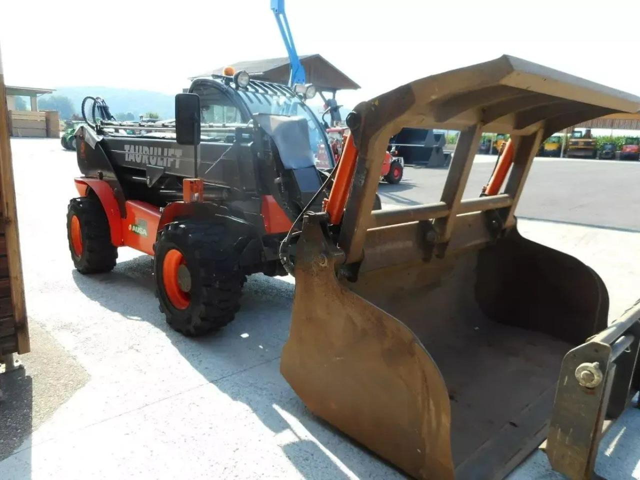 Ausa t307h ( 3t 7m ) nur 2,07 hoch u. 2,02 breit !! - Chariot télescopique: photos 4 Ausa t307h ( 3t 7m ) nur 2,07 hoch u. 2,02 breit !! - Chariot télescopique: photos 4