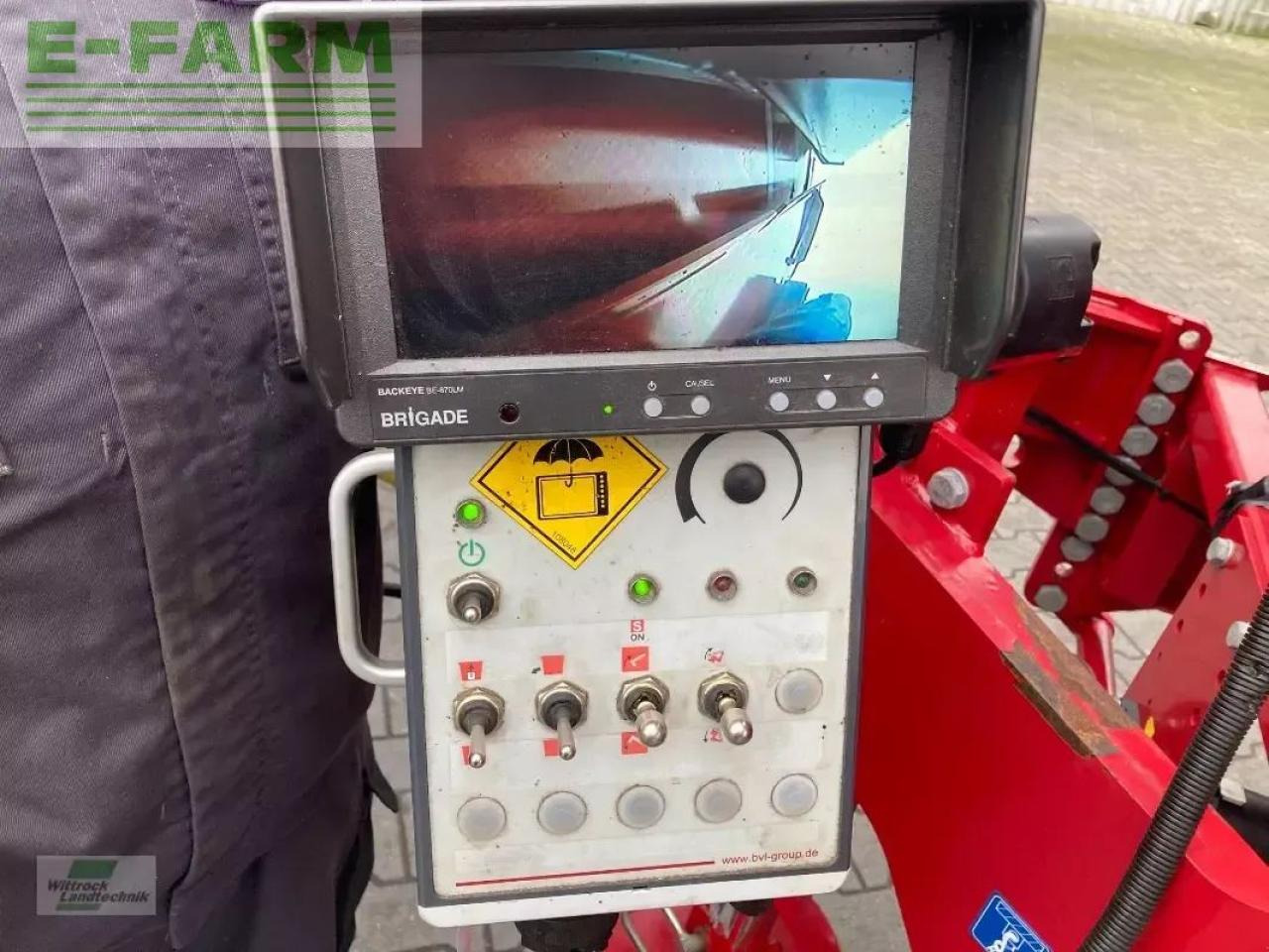 BVL - van Lengerich v- mix fill plus 13 - Matériel d'élevage: photos 5 BVL - van Lengerich v- mix fill plus 13 - Matériel d'élevage: photos 5