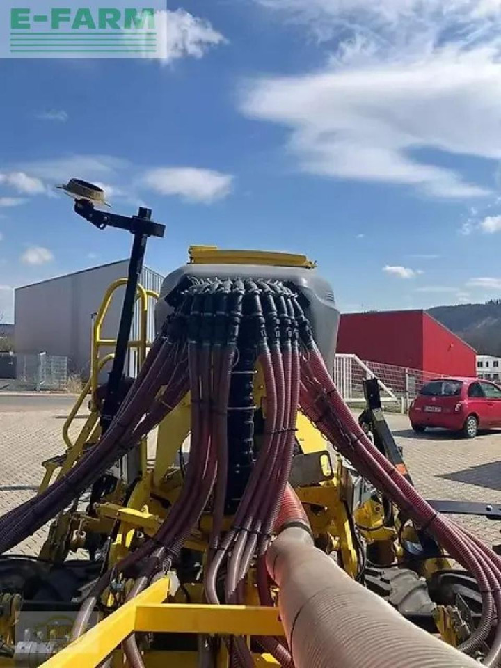 Bednar omega oo 3000 l - Combiné de semis: photos 5 Bednar omega oo 3000 l - Combiné de semis: photos 5