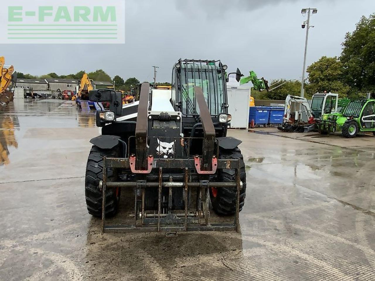 Bobcat 35-105 telehandler (st24208) - Chariot télescopique: photos 5 Bobcat 35-105 telehandler (st24208) - Chariot télescopique: photos 5