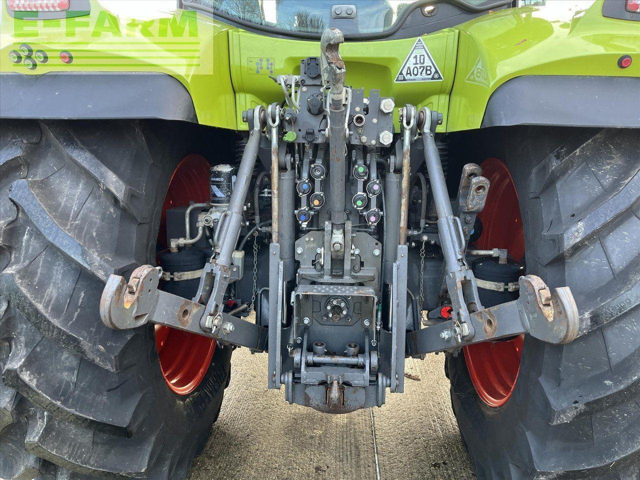 Tracteur agricole CLAAS ARION 650: photos 6