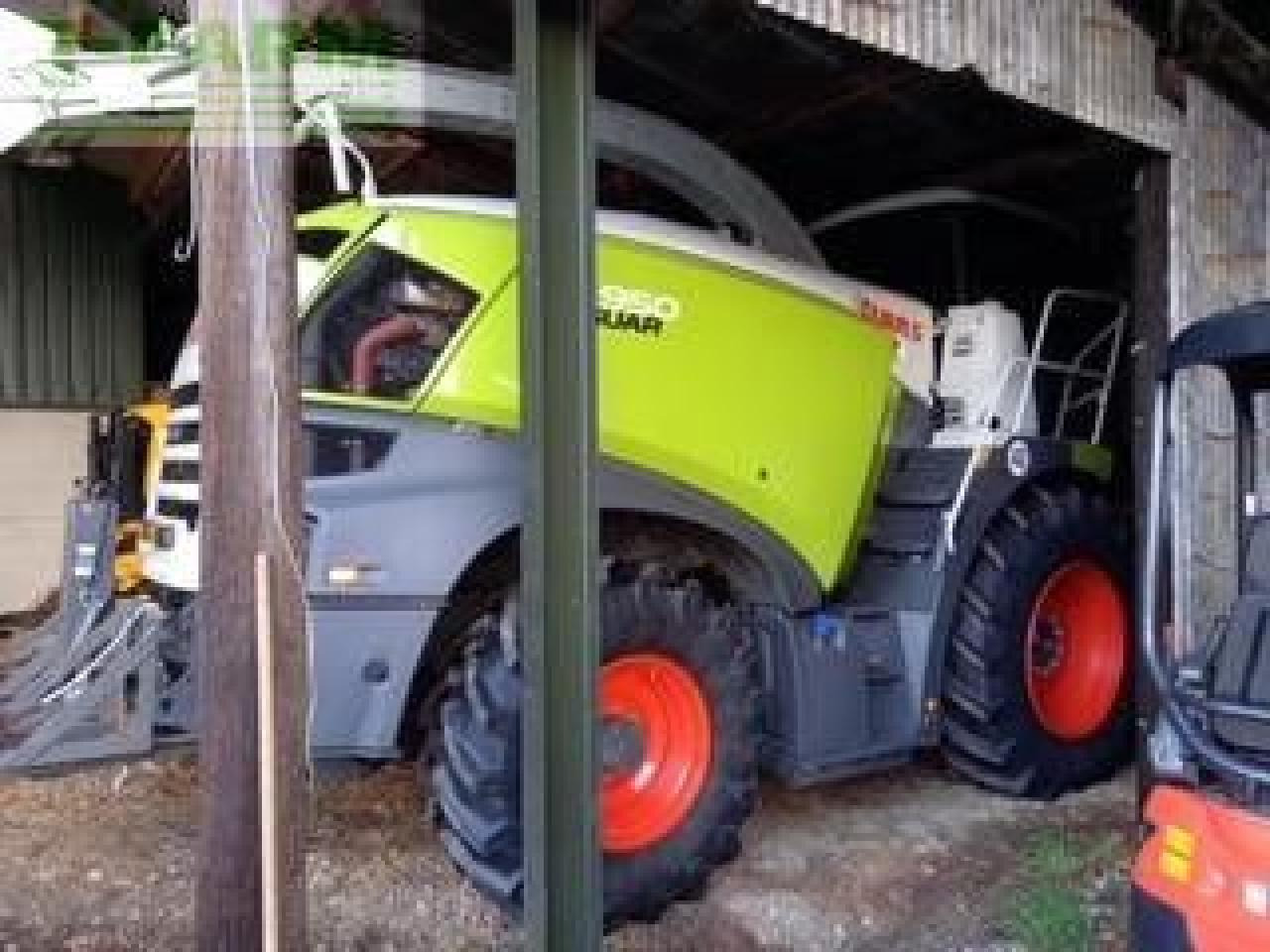 CLAAS JAGUAR 950 4WD - Ensileuse: photos 1 CLAAS JAGUAR 950 4WD - Ensileuse: photos 1