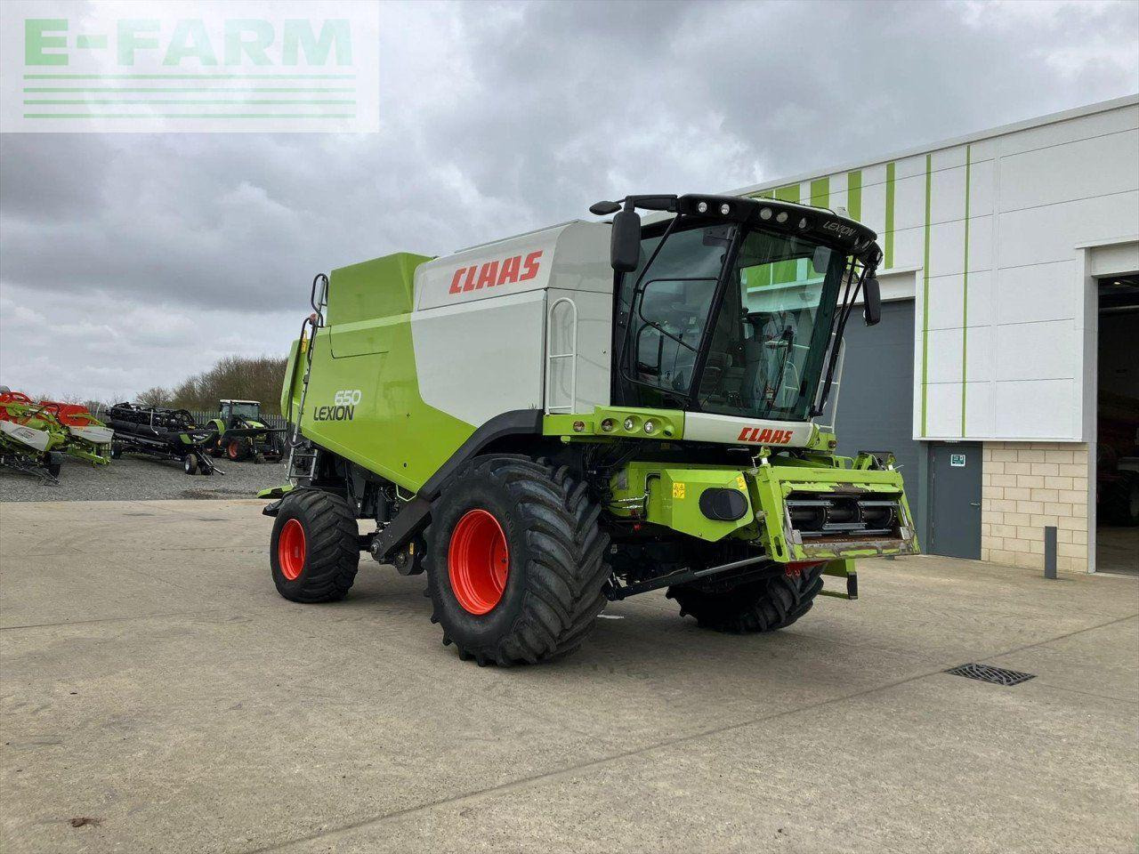 CLAAS LEXION 650 - Moissonneuse-batteuse: photos 3 CLAAS LEXION 650 - Moissonneuse-batteuse: photos 3
