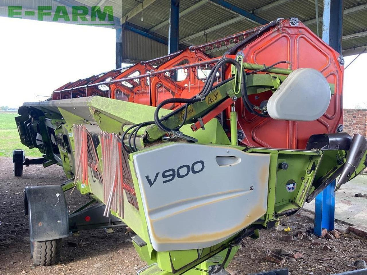 CLAAS LEXION 750 TT - Moissonneuse-batteuse: photos 5 CLAAS LEXION 750 TT - Moissonneuse-batteuse: photos 5