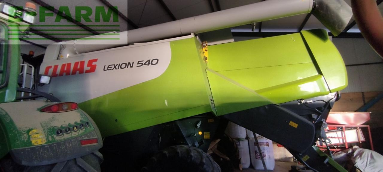 CLAAS Lexion 540 - Moissonneuse-batteuse: photos 4 CLAAS Lexion 540 - Moissonneuse-batteuse: photos 4