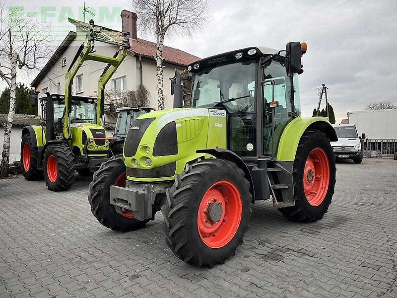 CLAAS ares 547 atz ATZ - Tracteur agricole: photos 1 CLAAS ares 547 atz ATZ - Tracteur agricole: photos 1