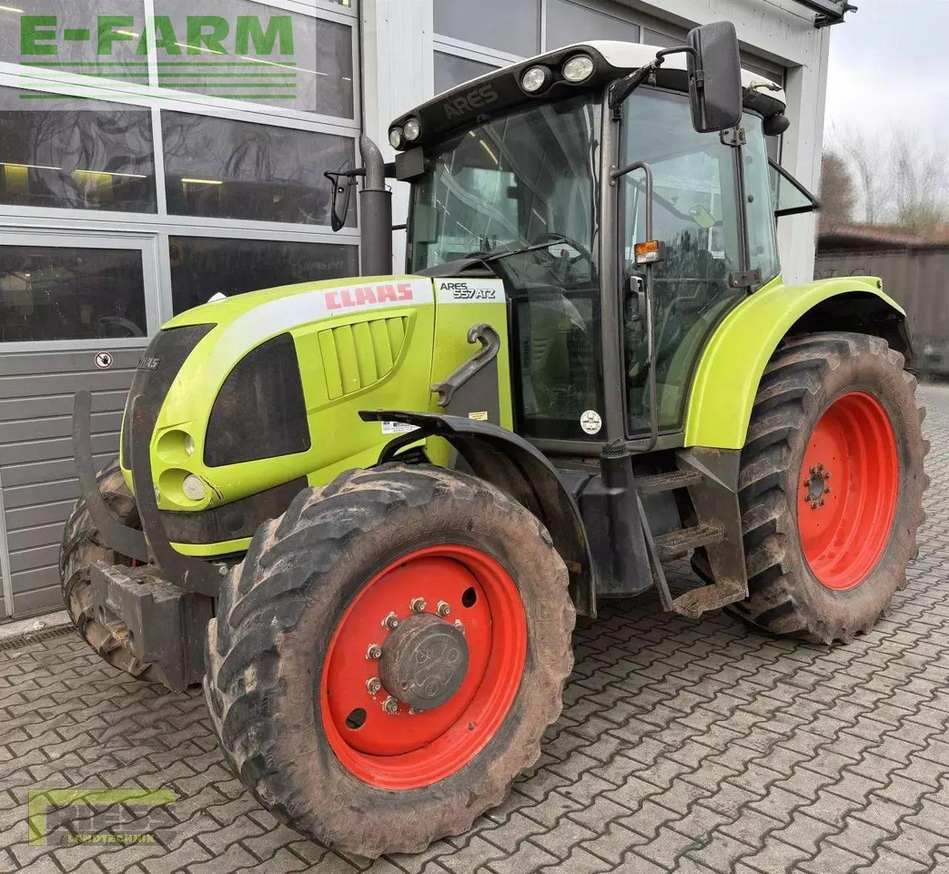 CLAAS ares 557 atz ATZ - Tracteur agricole: photos 1 CLAAS ares 557 atz ATZ - Tracteur agricole: photos 1