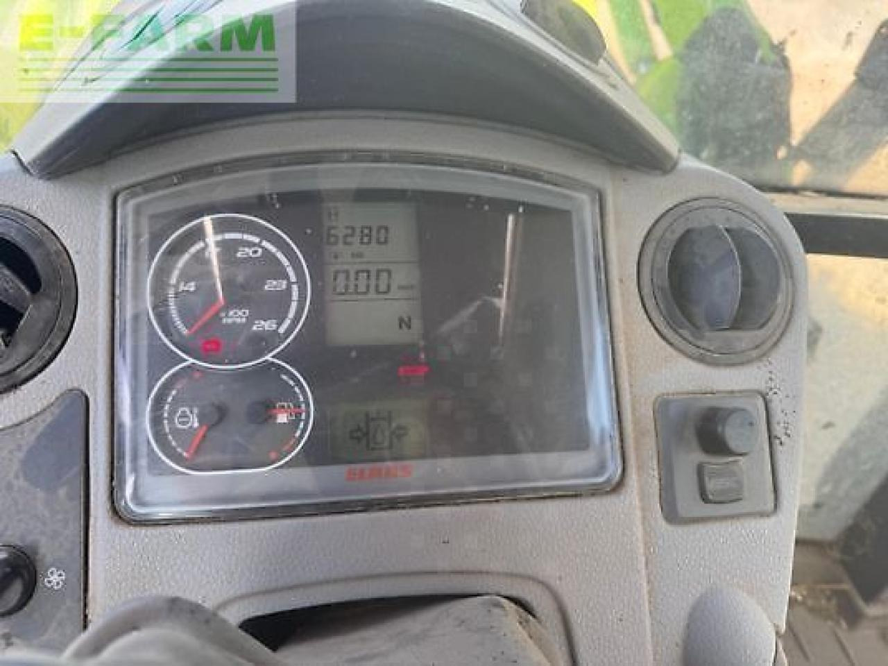 CLAAS arion 410 cis - Tracteur agricole: photos 5 CLAAS arion 410 cis - Tracteur agricole: photos 5