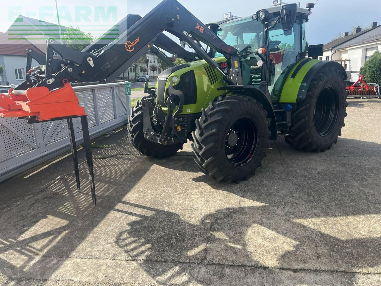 CLAAS arion 430 cis+ - Tracteur agricole: photos 1 CLAAS arion 430 cis+ - Tracteur agricole: photos 1