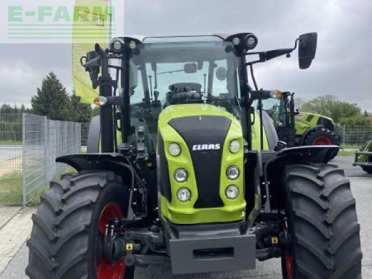 CLAAS arion 450 cis+ CIS+ - Tracteur agricole: photos 2 CLAAS arion 450 cis+ CIS+ - Tracteur agricole: photos 2