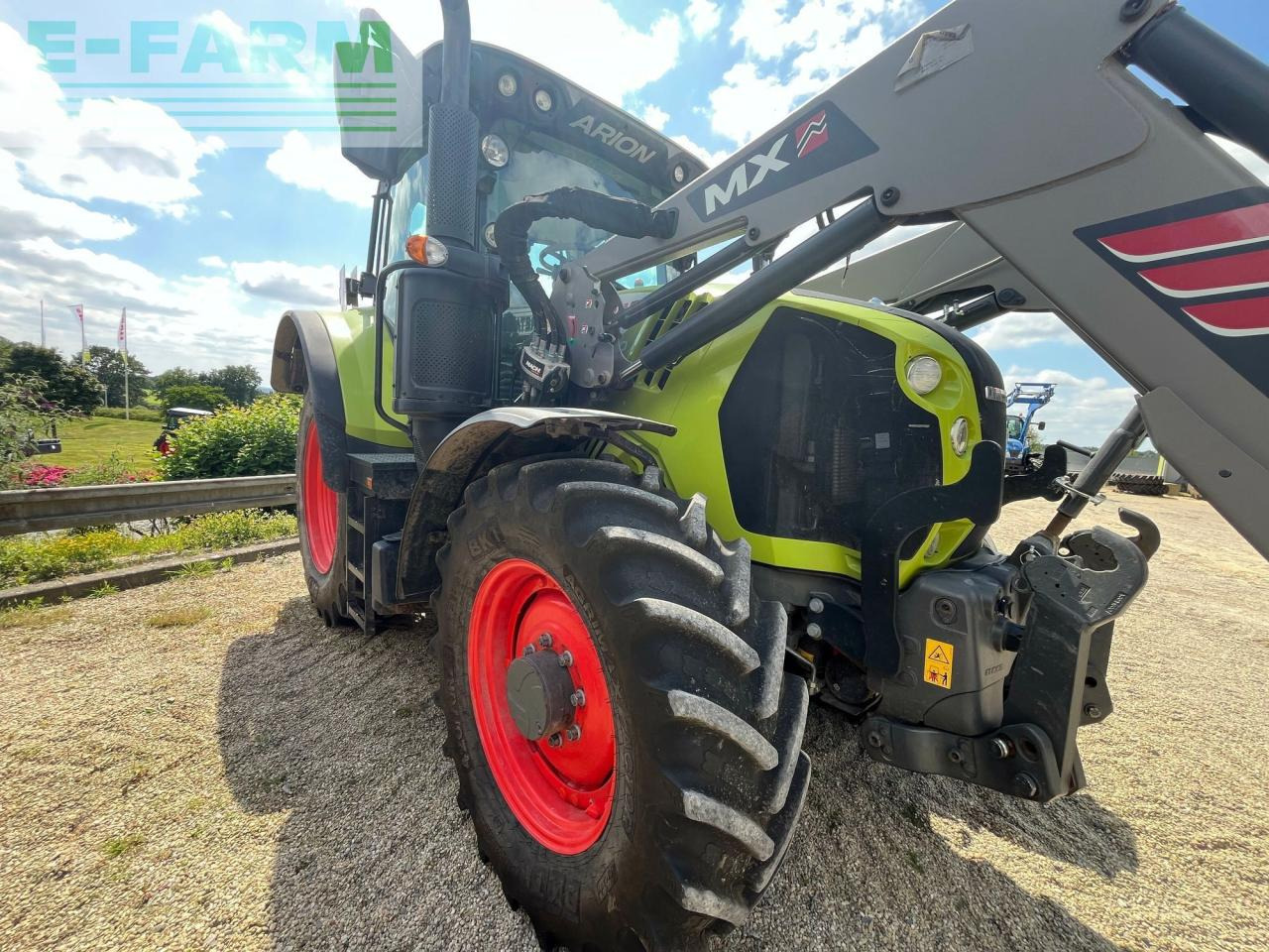 CLAAS arion 510 cmatic - stage v - Tracteur agricole: photos 1 CLAAS arion 510 cmatic - stage v - Tracteur agricole: photos 1